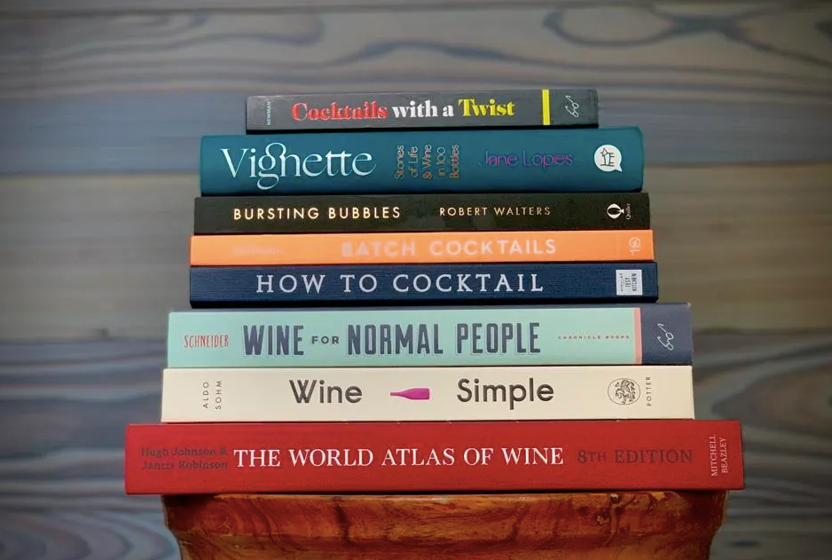 Books: Mixology, Guides & Cocktail Recipes